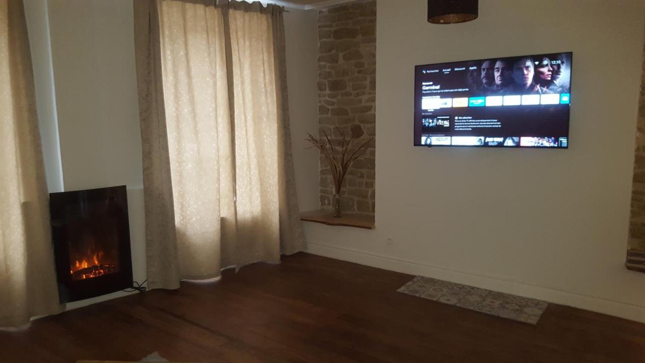 Appartement Spacieux Et Atypique Sedan Exterior foto